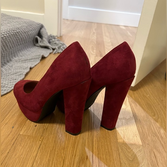 70s platform red suede high heels - Picture 3 of 5